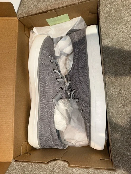 NWT Sperry Women Gray Boat Shoes - Picture 3 of 5